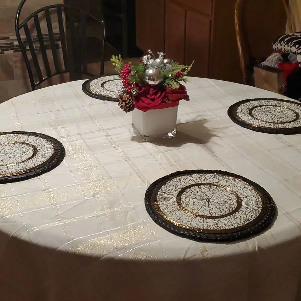 Table cloth size 83